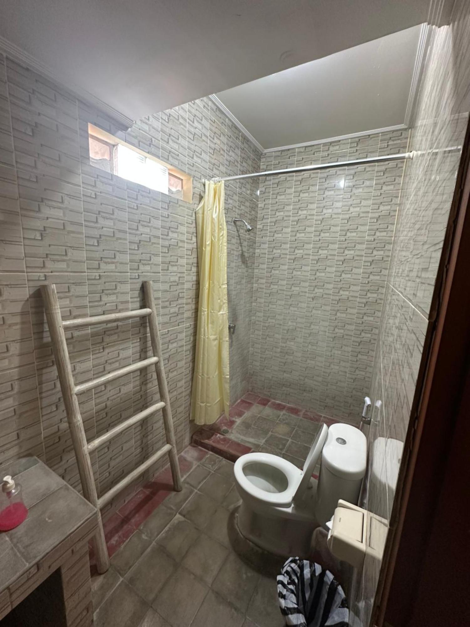 Dicky Guest House Batu Bolong チャングー エクステリア 写真
