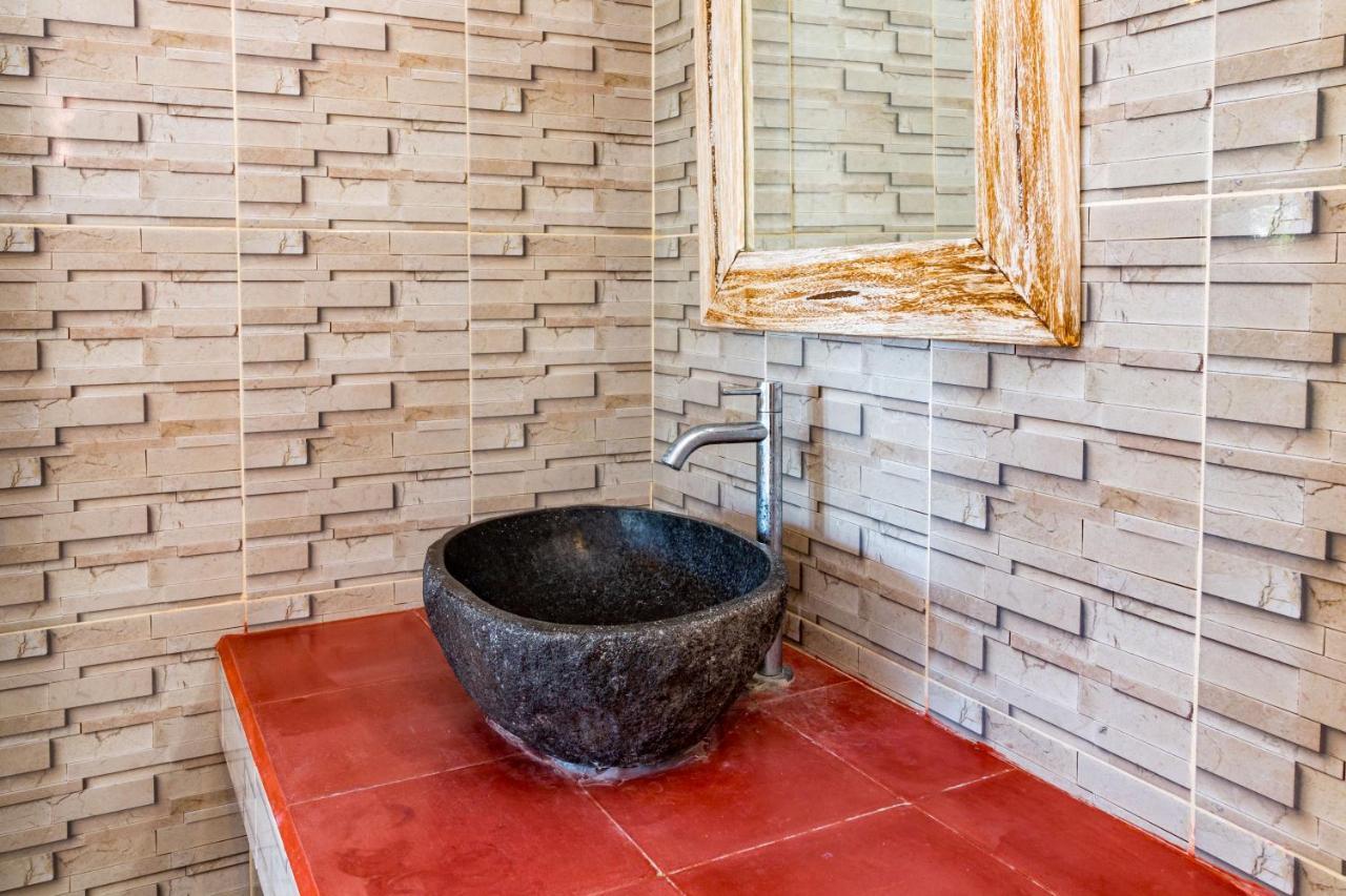 Dicky Guest House Batu Bolong チャングー エクステリア 写真