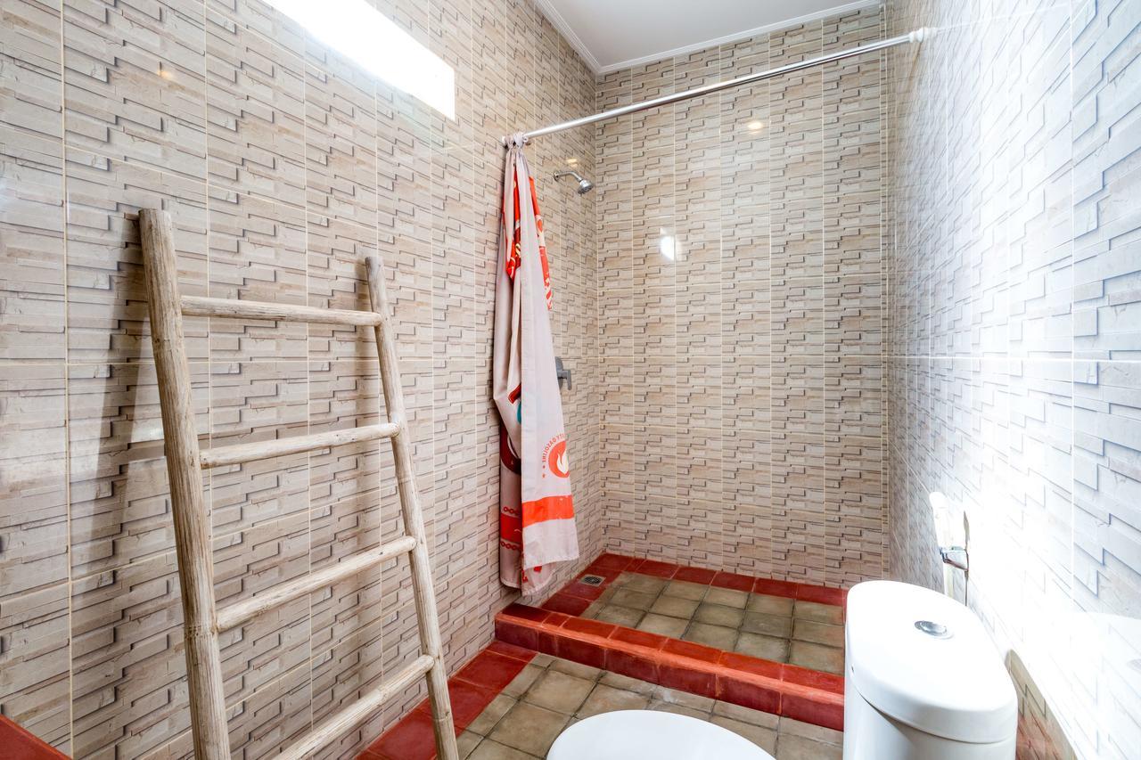Dicky Guest House Batu Bolong チャングー エクステリア 写真